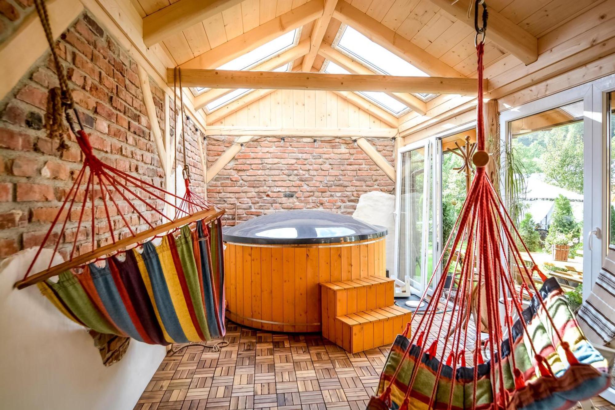 Ciukrowa Chatka Sauna & Jacuzzi Poronin Exteriér fotografie