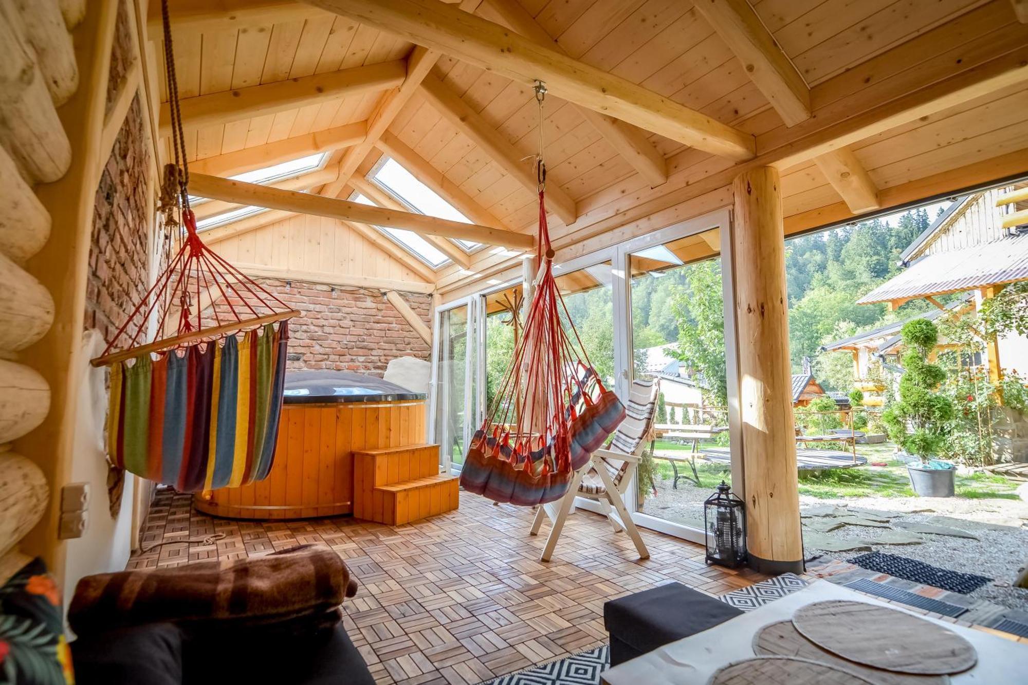 Ciukrowa Chatka Sauna & Jacuzzi Poronin Exteriér fotografie